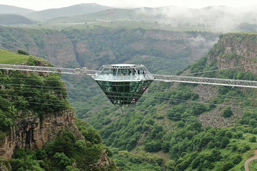 Diamond Glass Bridge & Dashbashi Canyon